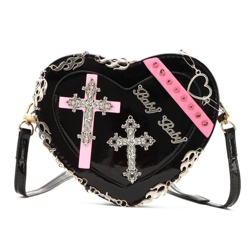 2582 Gothic Punk Crossbody Bag Cute Heart Shaped Studded Shoulder Bag Purse